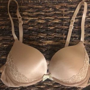 Cosmopolitan Push-up bra